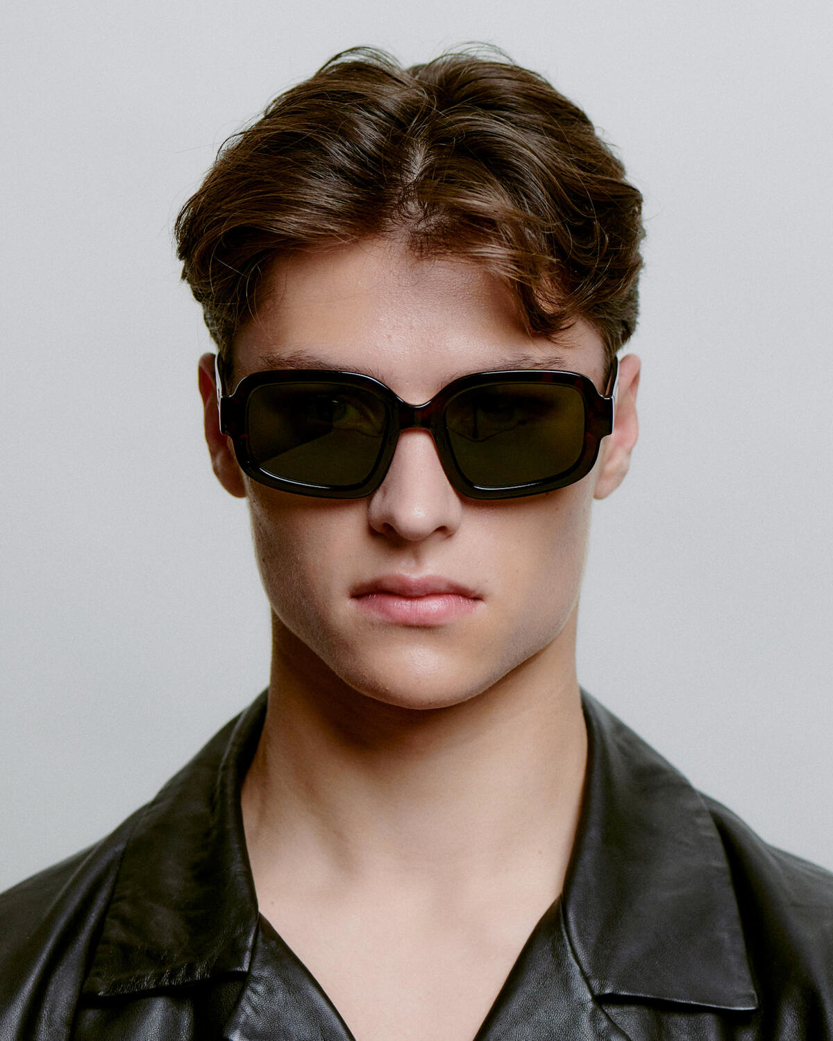 Pluto solbrille - Demi Tortoise